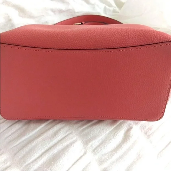 Coach Pink Town Bucket Bag ! - Picture 8 of 8